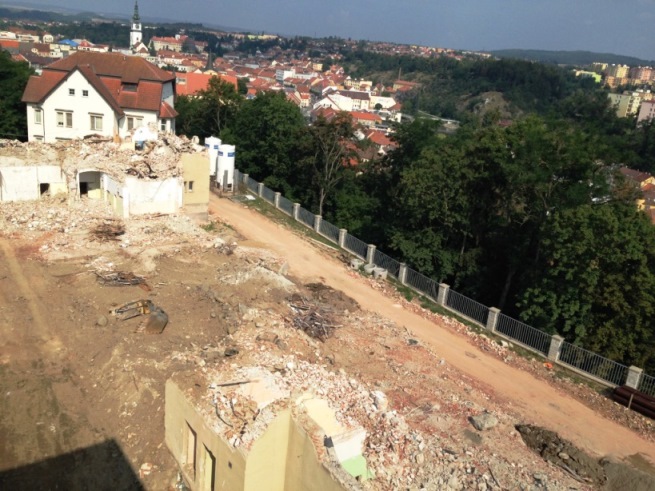 Po demolici - Foto zdroj - Nemocnice Třebíč.